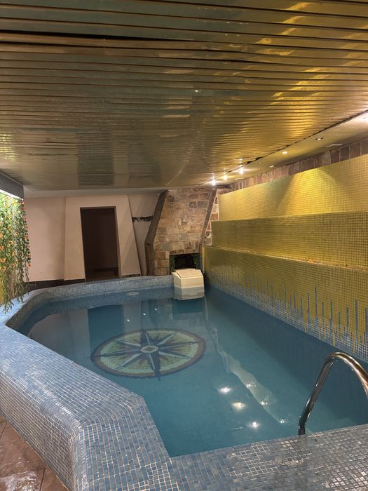 Сауна с бассейном