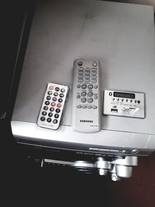 Продам, музыкальный центр.