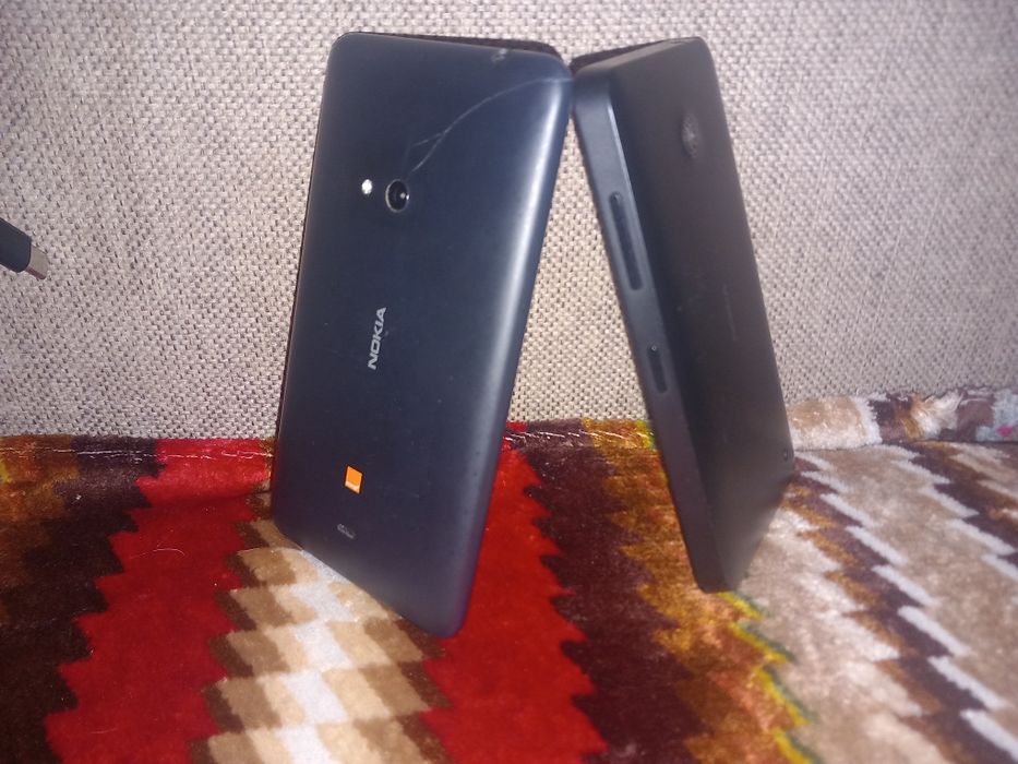 Telefoane  doua  bucati.