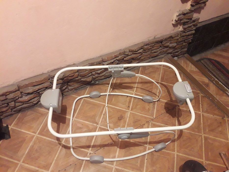 Шезлонг-качалка для младенцев