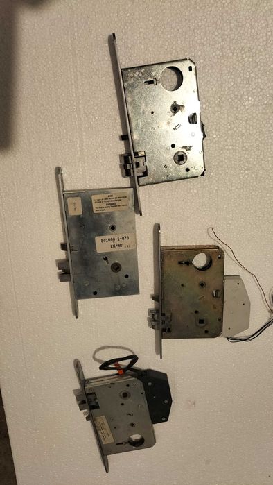 Lot 4 broaste usa functionale negociabile