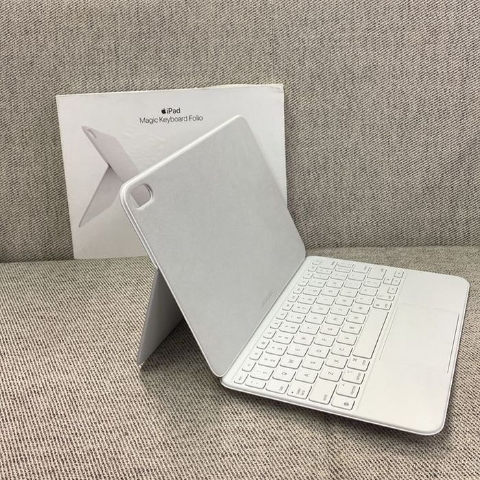 Ipad pro m4 256/8