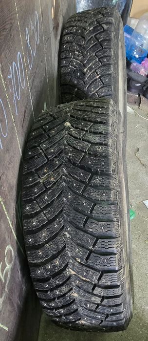 Продам зимние шины с дисками