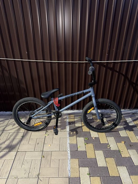 Трюковой велосипед  Stark Madness BMX 4