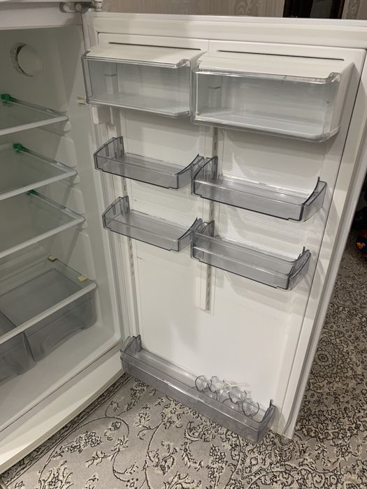 Продам холодильник фирма атлант