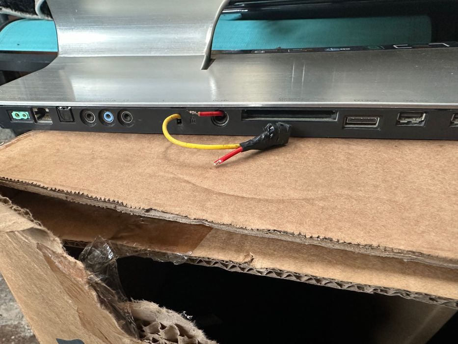 Samsung TV 27 инча