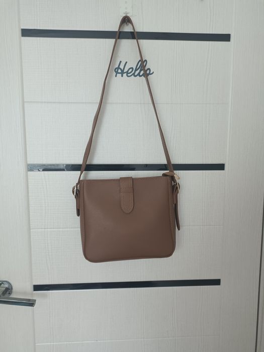 Продам сумки новые .