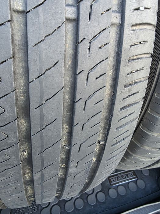 Летни Гуми. 8 мм Грайфер. 225.55.R18.v