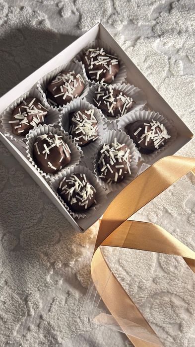 Финики в шоколаде