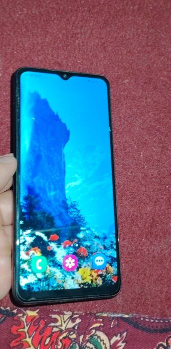 Samsung A 12 4/64 va honir quloqchinlari  tel 500      quloqchin 150