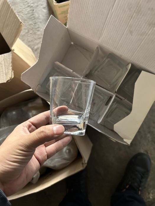 Продам посуду для кафе