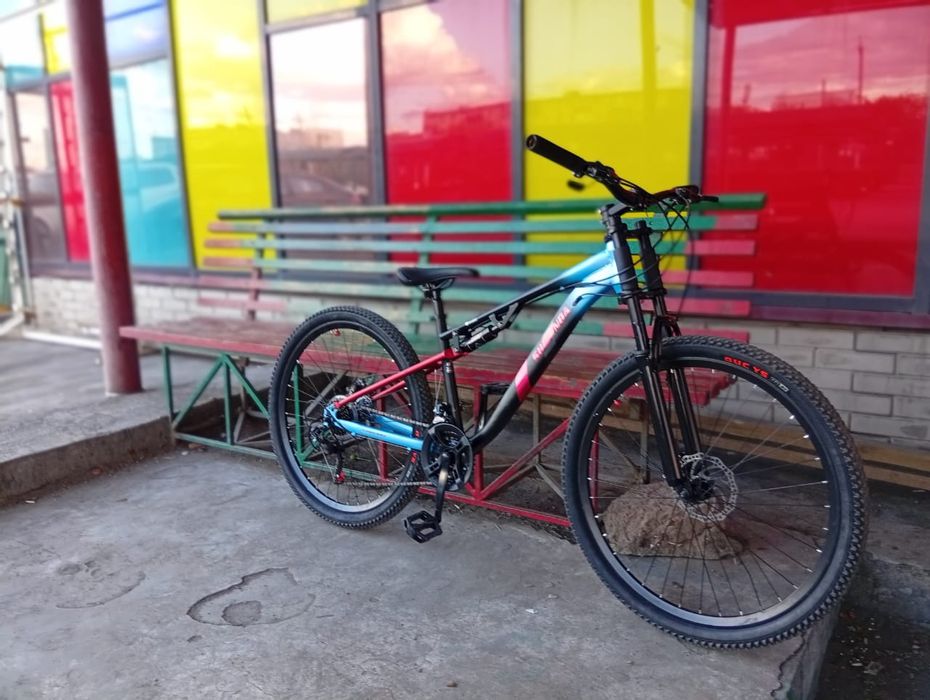 Продам двух подвес