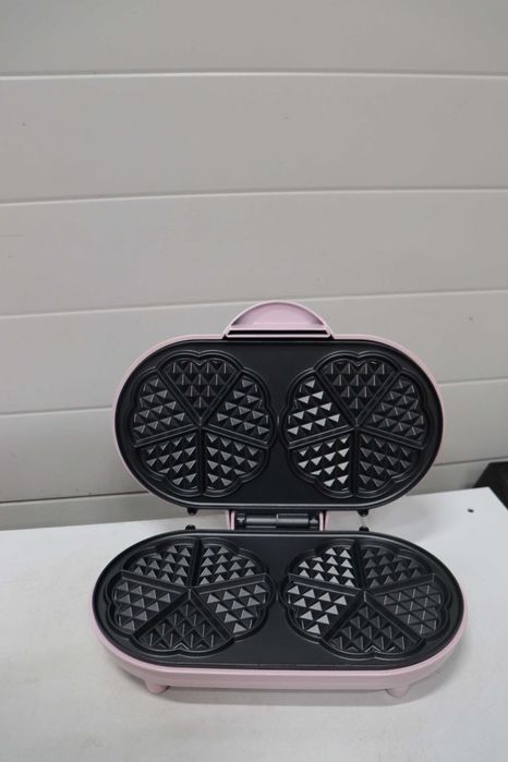 Двоен гофретник Bestron за класически гофрети сърце, 1000W