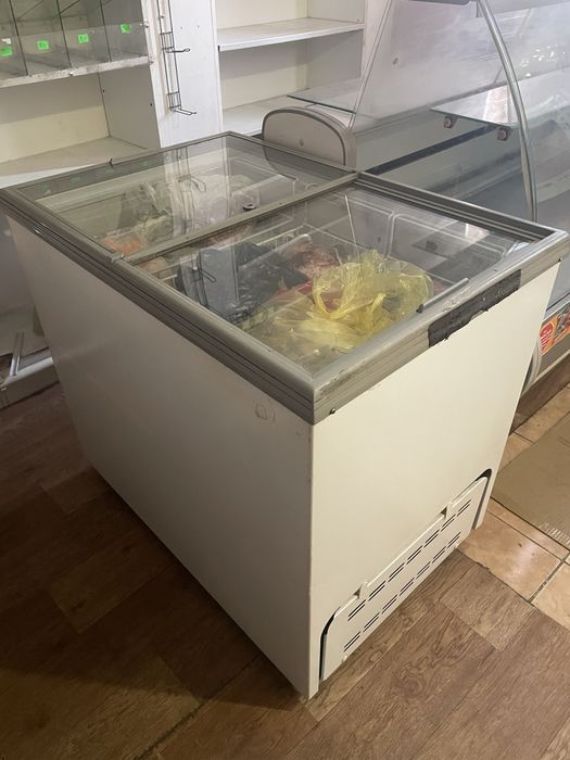 Морозильная камера “Бирюса”