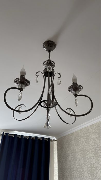 Люстра потолочная