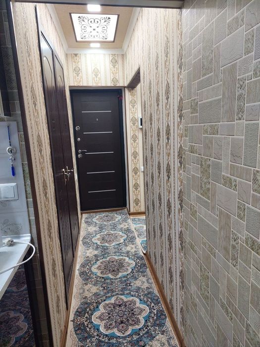 Nizomiy koʻchasida joylashgan 4 xonali kvartira sotiladi