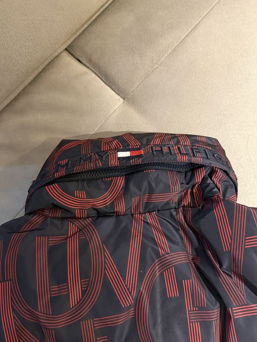 Дамско зимно яке Tommy Hilfiger