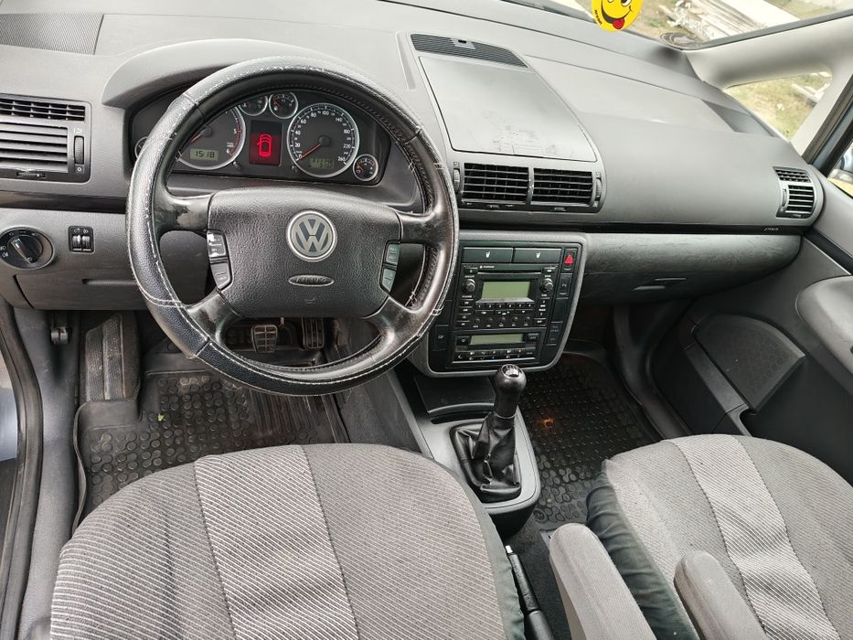 VOLKSWAGEN Sharan 2010 — imagine 5