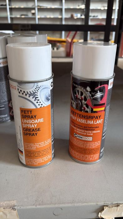 6 buc Spray vaselina 400ml -nu atrage praful,rezista apa sarata.