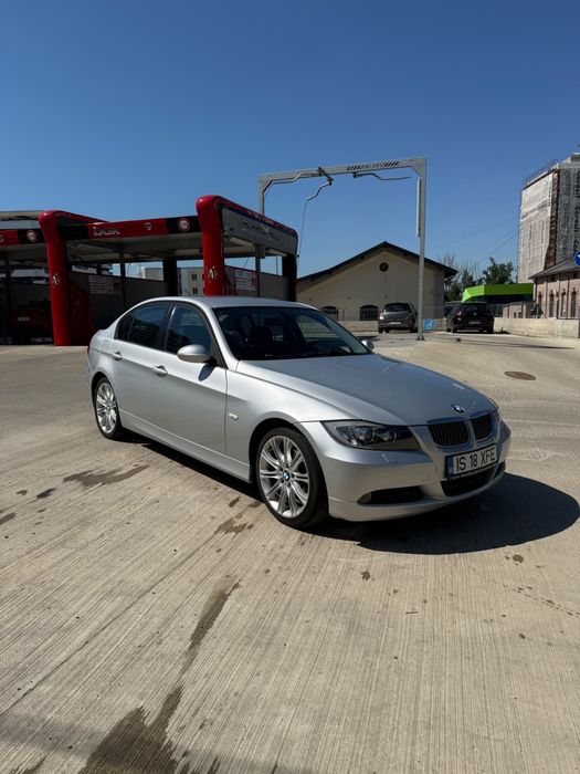 BMW E90 320i 150cp