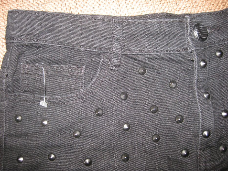 Черни дънкови къси панталони с кабзи, марка George