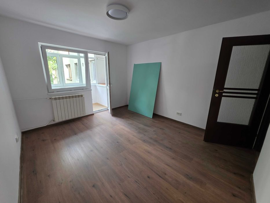 Apartament 3 camere de inchiriat, et 1, decomandat, 48 mp - mobilat sau nemobilat - Ploiesti Vest
