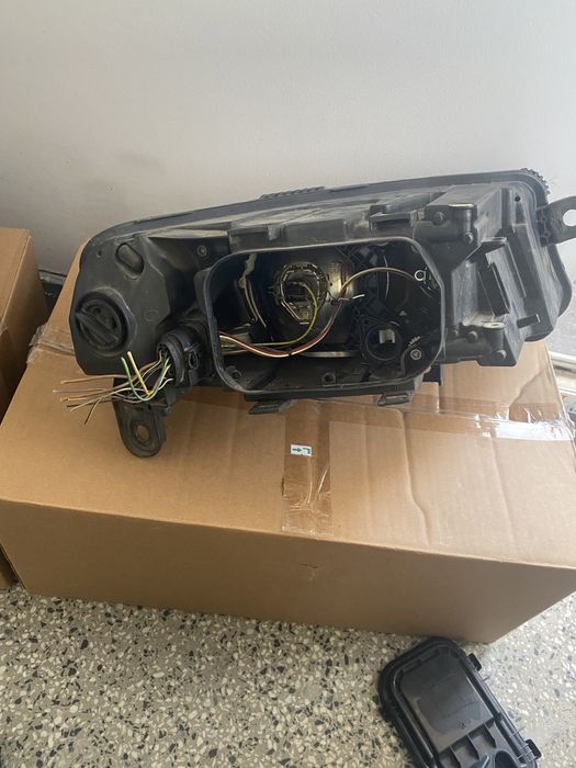 Ляв фар за а6 с6