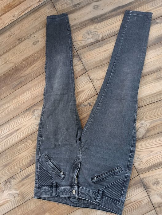 Женские джинсы разные