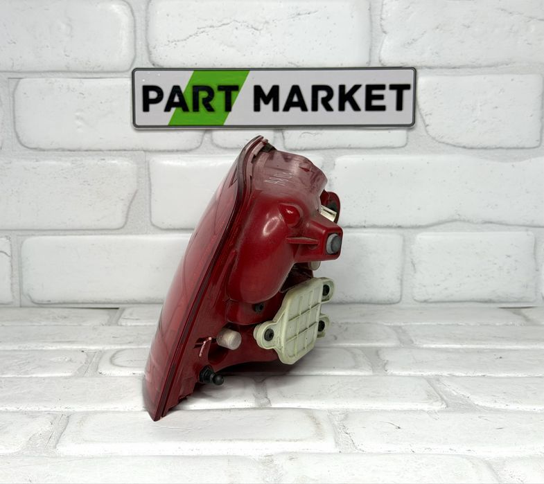 Десен външен стоп AUDI A8 D4 4H0945096A