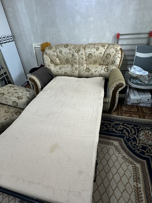 Продаю мини диван и кресло