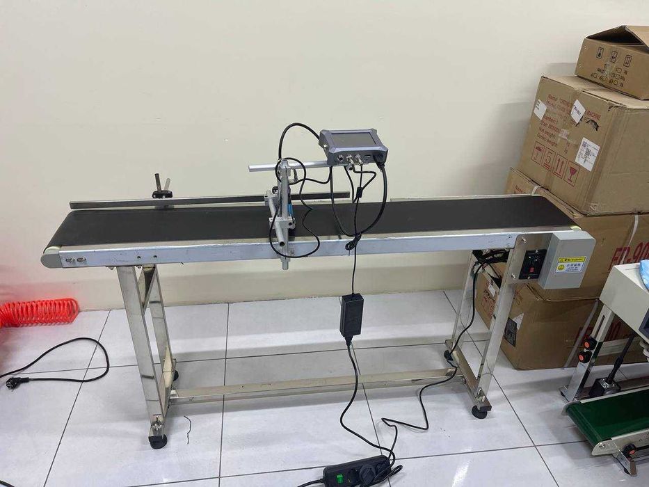 Konveyerli Inkjet Sana, QR kod, Bar kod, Logo uskunasi