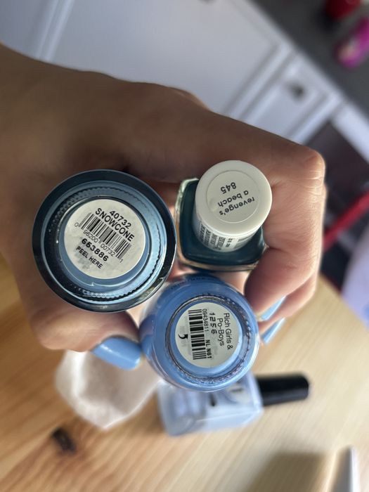 Лот козметика Essie, Orly, WOW, Avene, Taft, syoss, Garnier