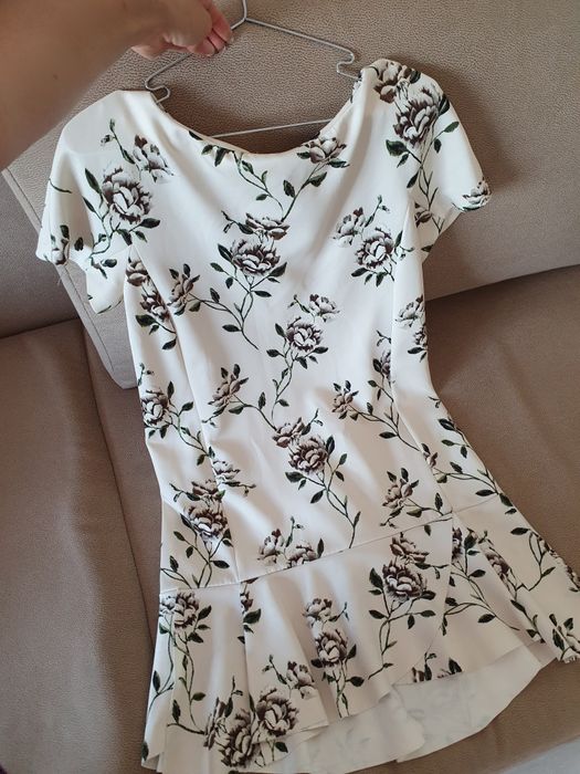 Платье ZARA цветочное