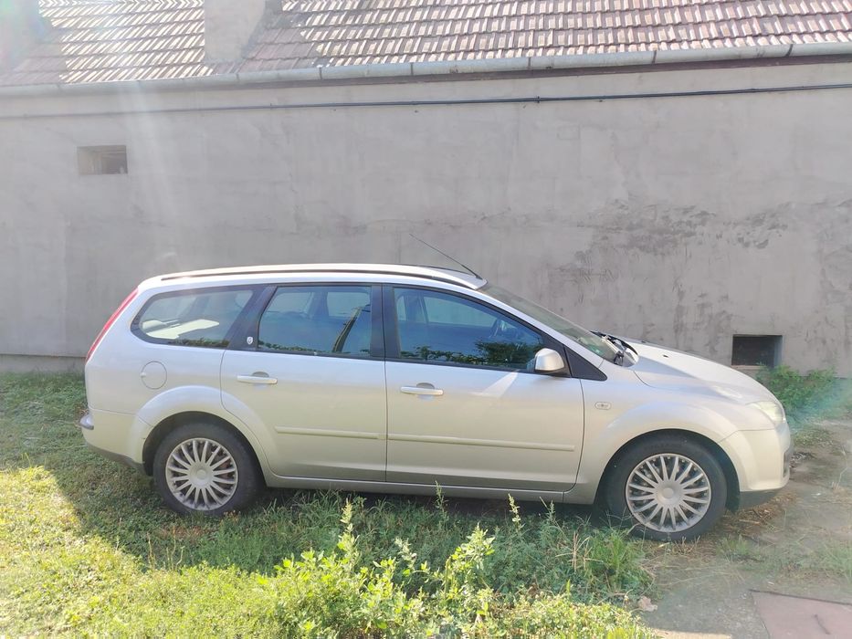 Vând ford focus 1,8 diesel