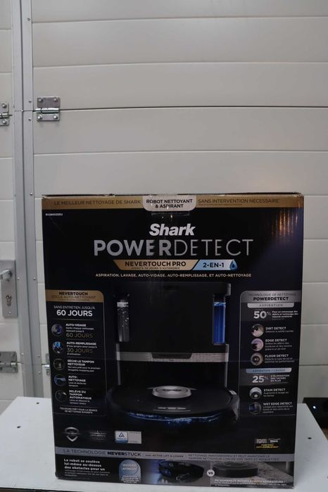 Комбинация от робот Shark PowerDetect NeverTouch Pro, самоотводняваща се, с подложка за самопочистване, за пране и сушене