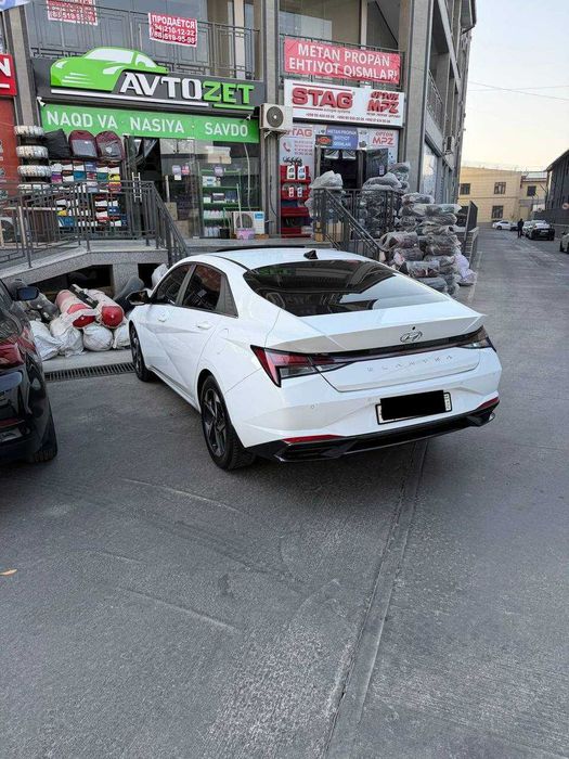 Hyundai Elantra 2021 йил 1.6 Full сотилади