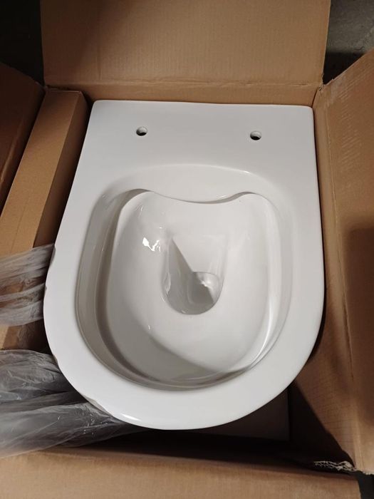 Унитаз подвесной для инсталляции