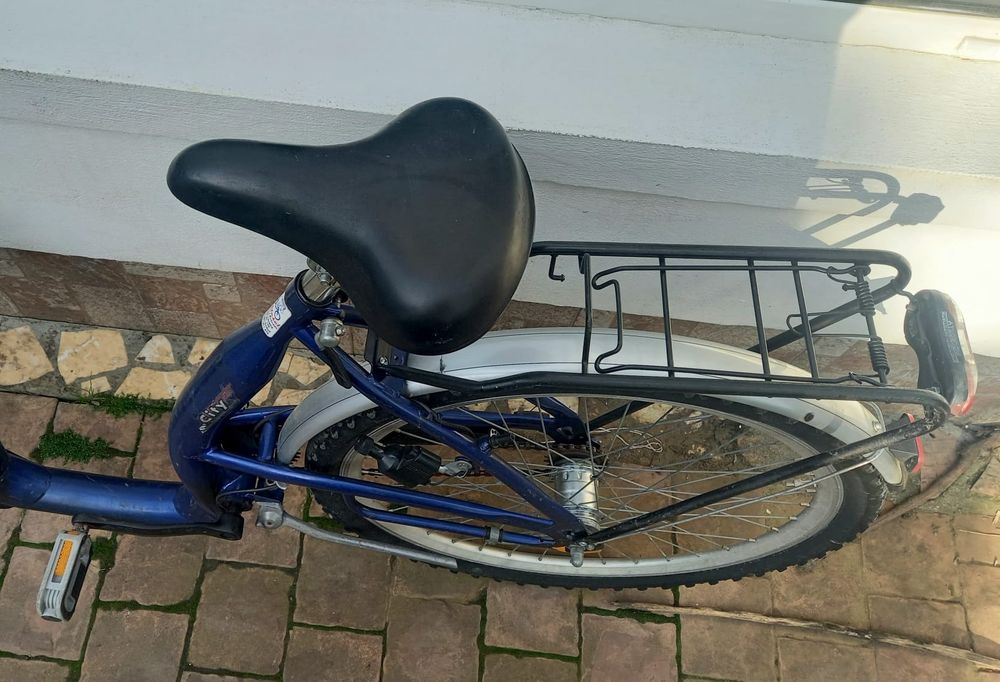 Bicicleta de dama  de 28 inch
