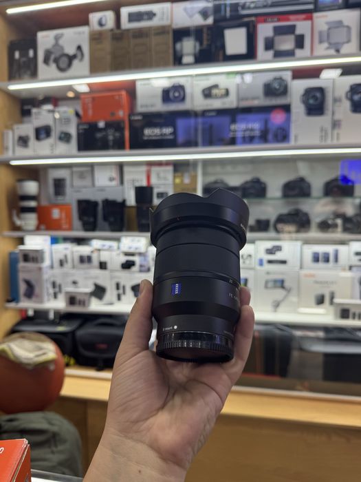 Sony 16-35 mm F4 ZA oss