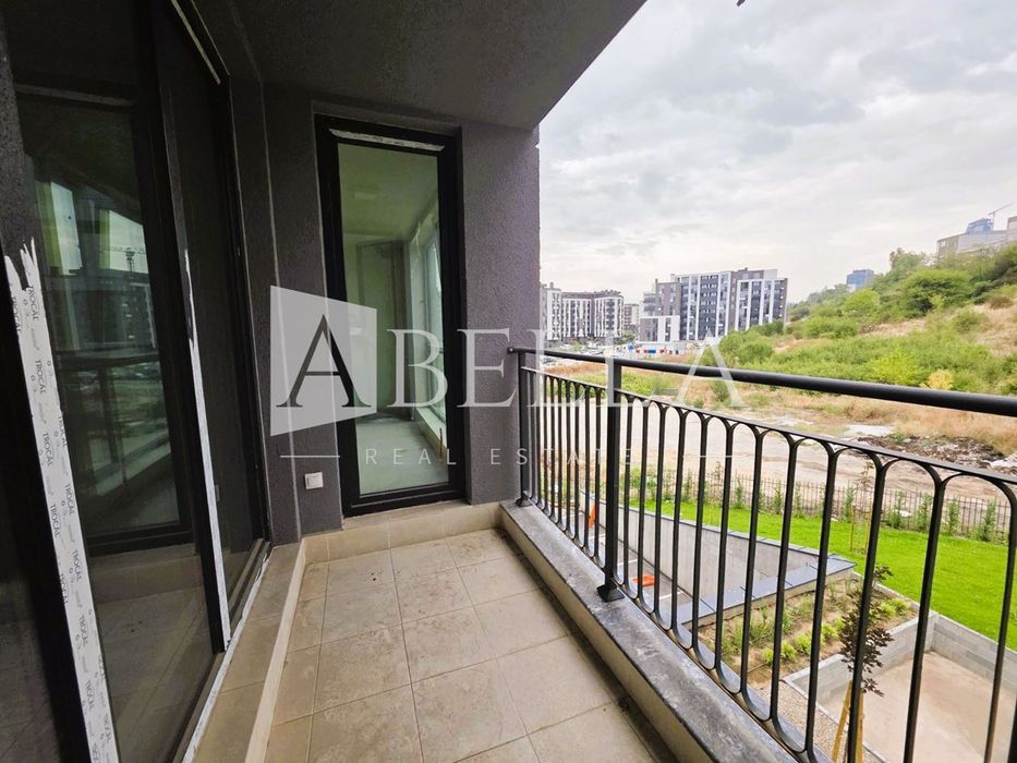 Продава се Тристаен апартамент в София, Дружба 2 - 101 кв.м за 2456 €/кв.м - Снимка #12