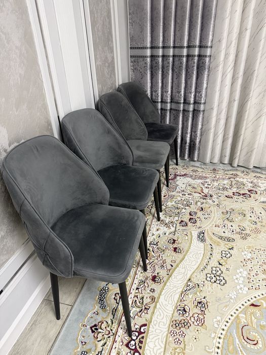 Стол стулья продаются