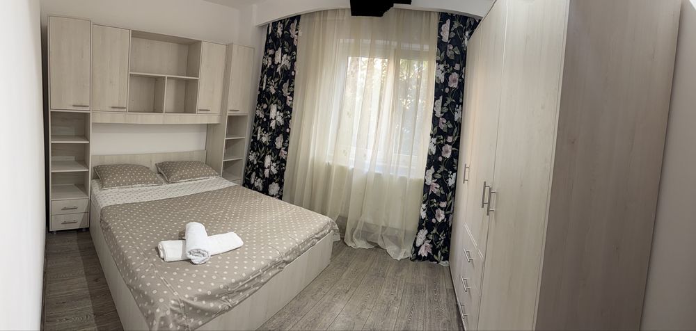 Inchiriez garsoniera la parter in regim hotelier