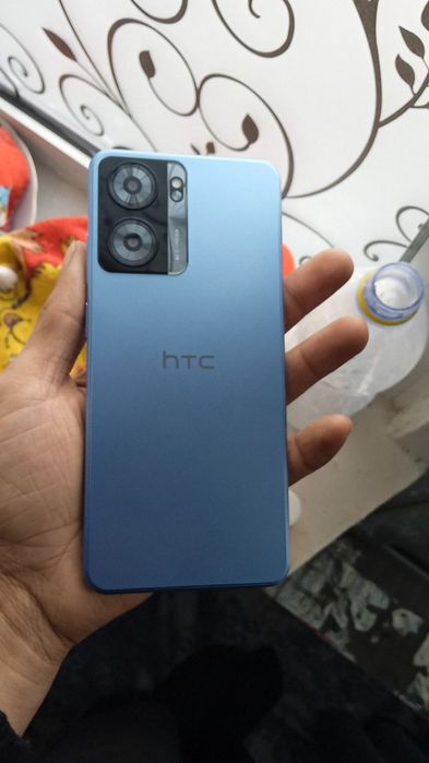 Htc e5 telefoni yangidek