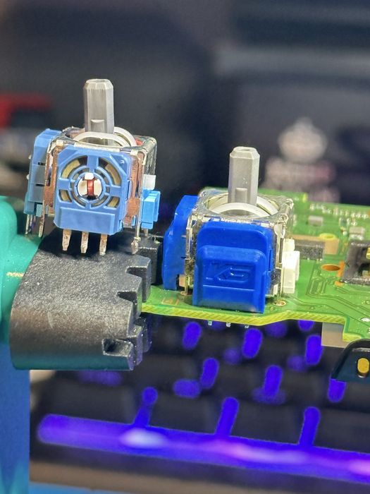 Reparații Controller  PS5/PS4/Xbox Hall Effect / TMR – Brașov