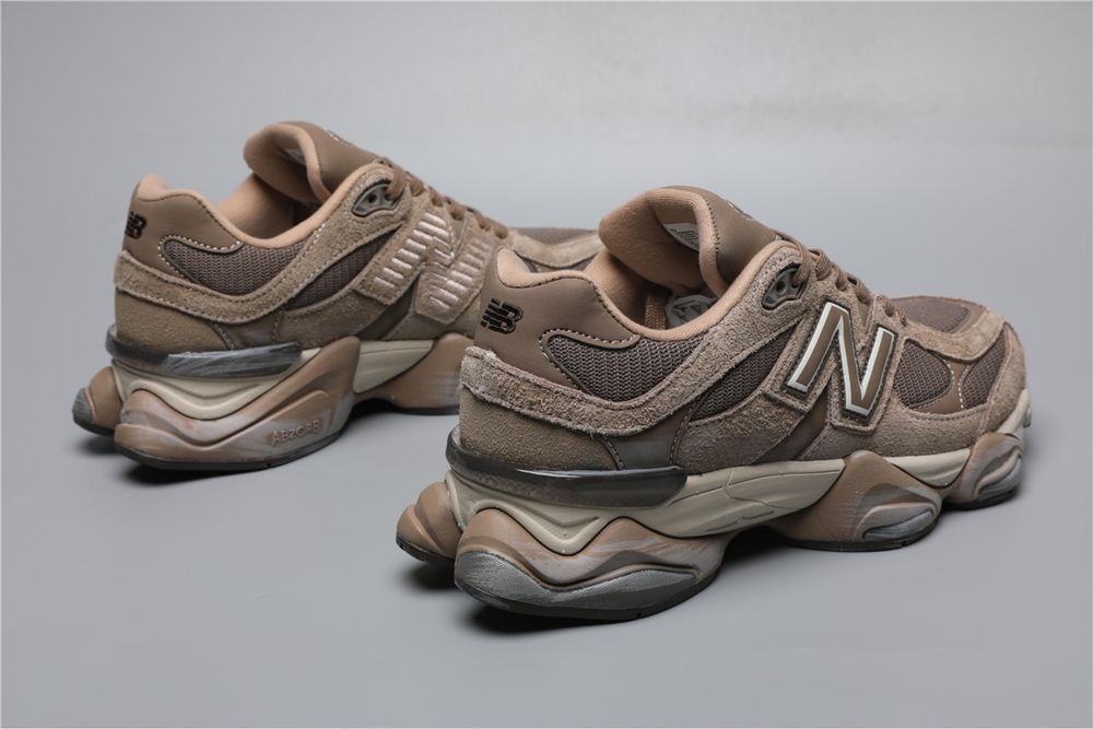 New Balance 9060 Mushroom U9060PB