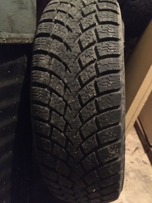 4 бр. Зимни Гуми Нокиан 13" две на две 165-70 и 170 с джанти като нови