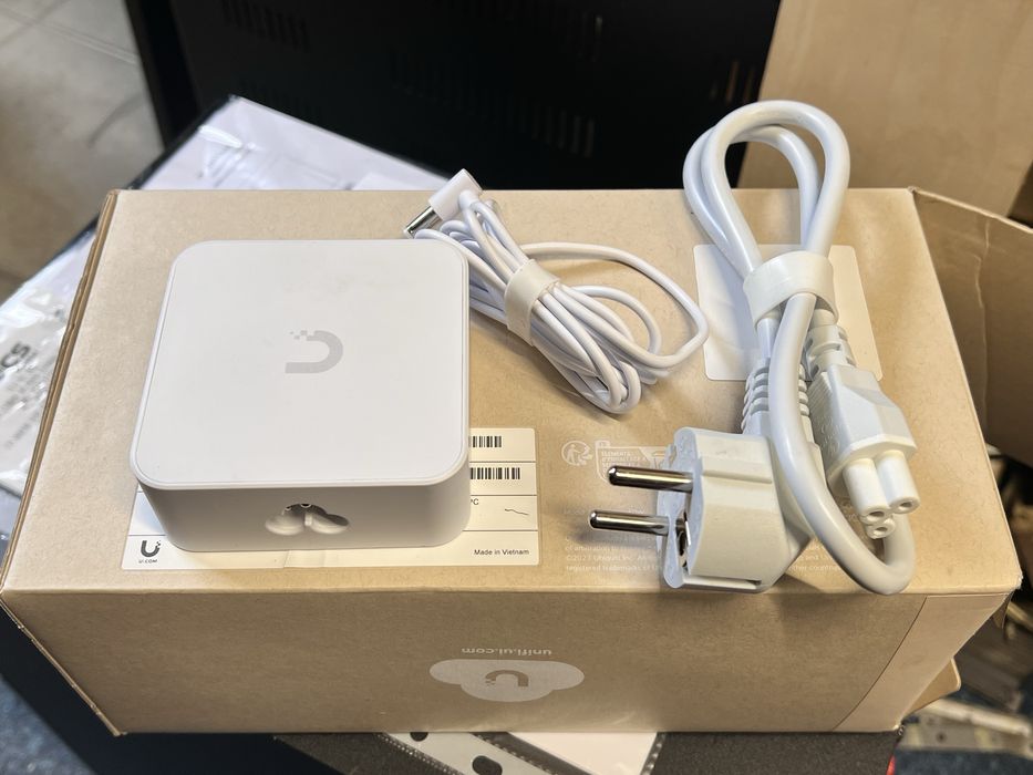 Ubiquiti USW-Ultra-60W