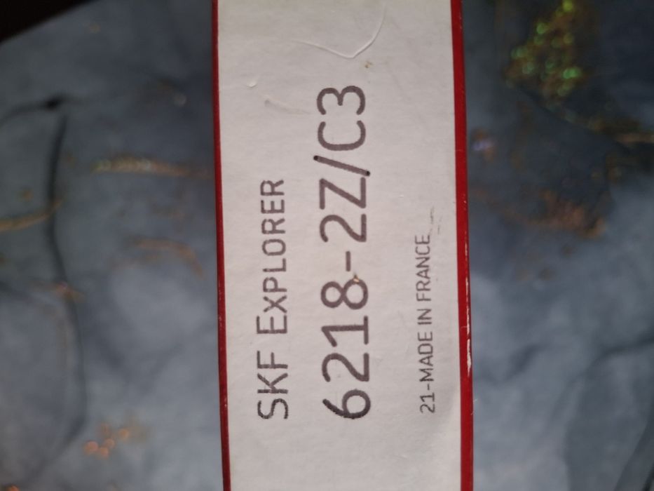 Продам подшипник 6218