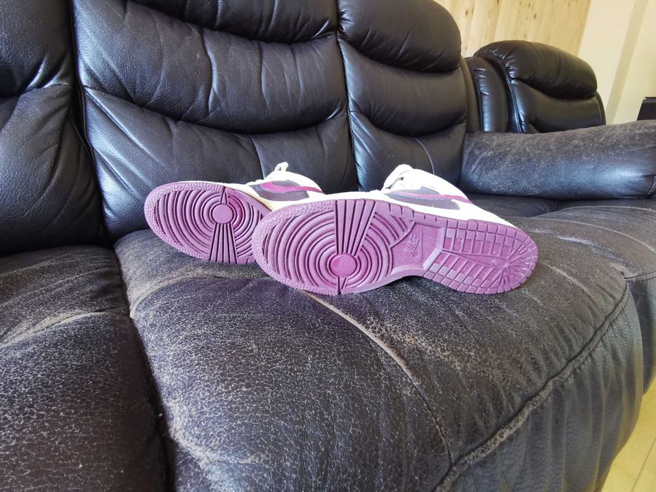 Adidași Nike  de fete