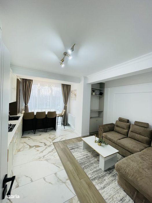 Apartament 3 camere, mobilat, lift, Suceava — fotografia 1